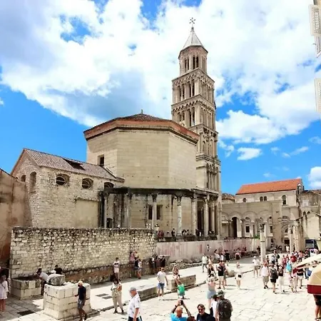Vesna * Split